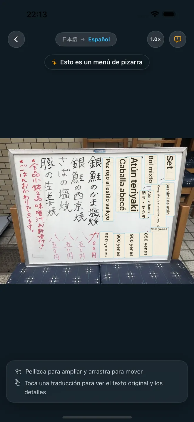 Pizarra de menú japonesa traducida con el texto en español superpuesto